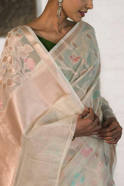 Off White Cotton Silk Banarasi Saree woven in Rosegold zari and Resham with Meenakari floral jaal