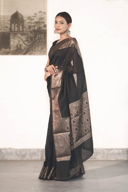 Black Plain Blend Silk Saree with traditional border palla and woven blouse