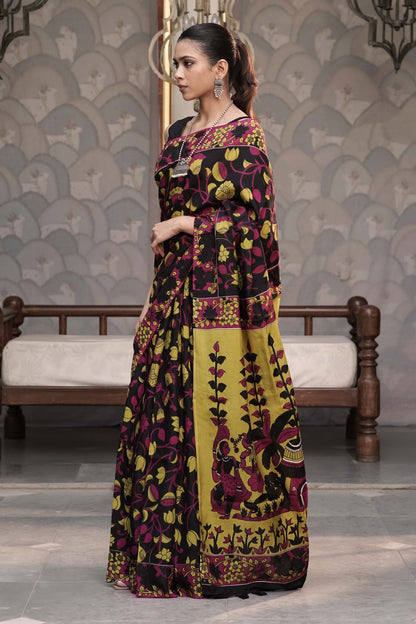 Black Kalamkari Digital print with contrast figurative story pallu and contrast off-white unstitched blouse in kalamkari print