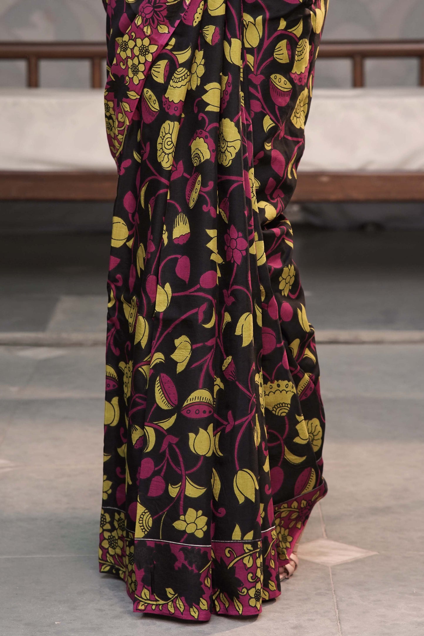 Black Kalamkari Digital print with contrast figurative story pallu and contrast off-white unstitched blouse in kalamkari print